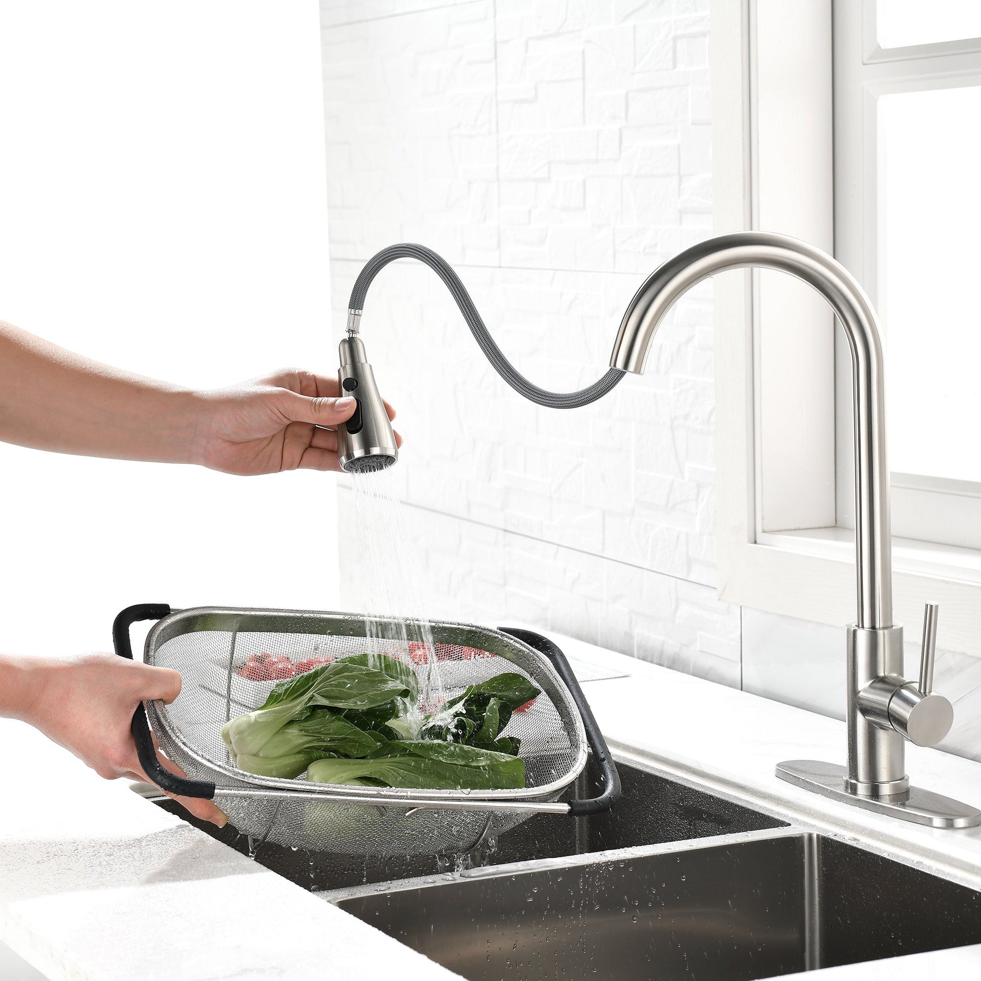 Single Handle High  Pull Out Kitchen Faucet- Stainless Steel Ohberri