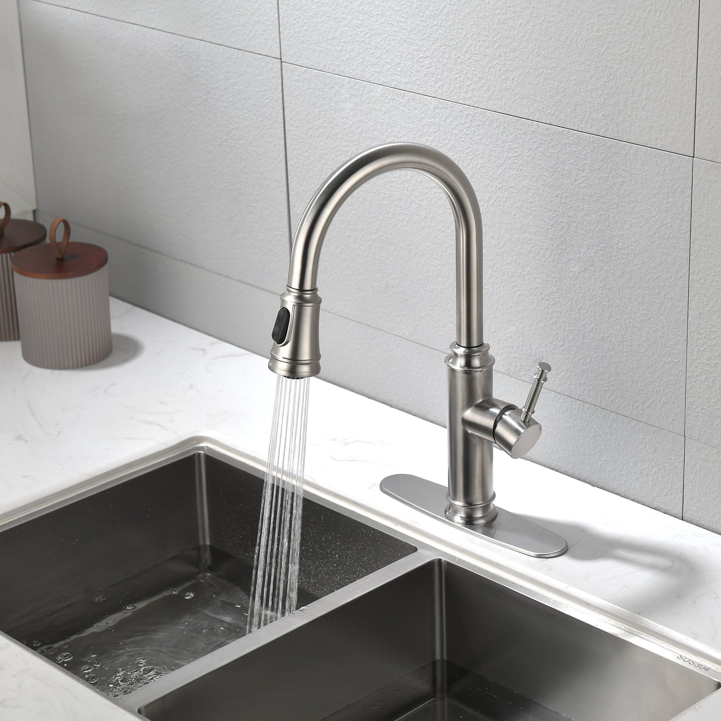 Single Handle High  Pull Out Kitchen Faucet- Stainless Steel Ohberri