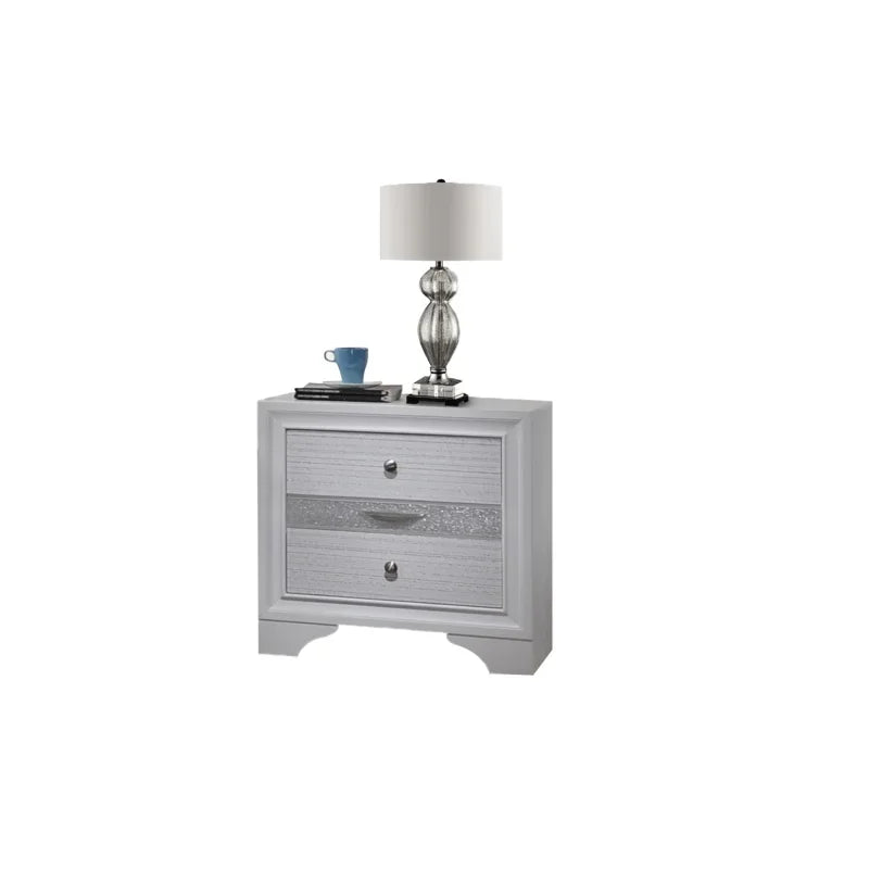 Traditional 5-Piece Storage Bedroom Set with Wood in White, Queen Size - Ohberri