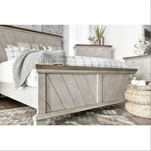 Bear Creek - Queen Bed - Whitewashed Gray My Store