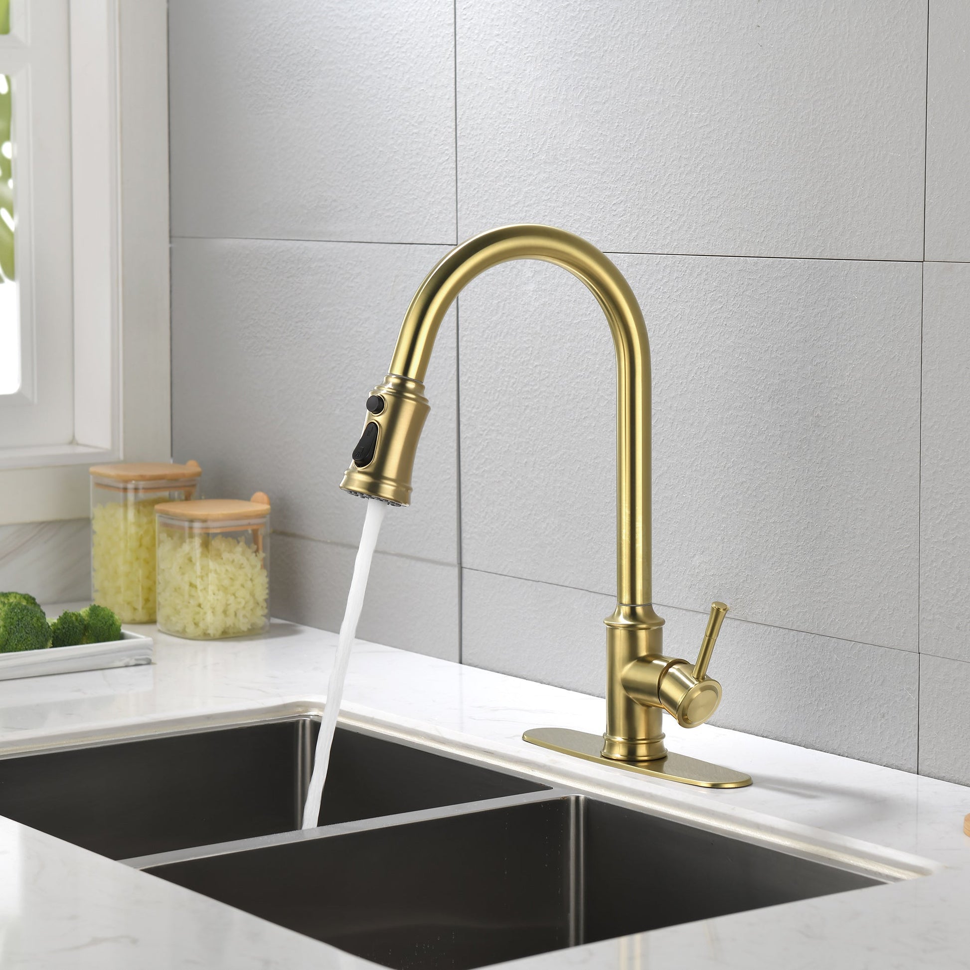 Single Handle High  Pull Out Kitchen Faucet- Stainless Steel Ohberri