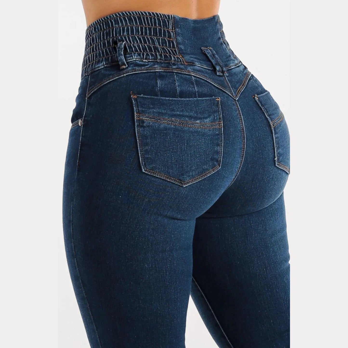 7a3a1647-bff2-4a2d-9747-d38c89c5e101-Max