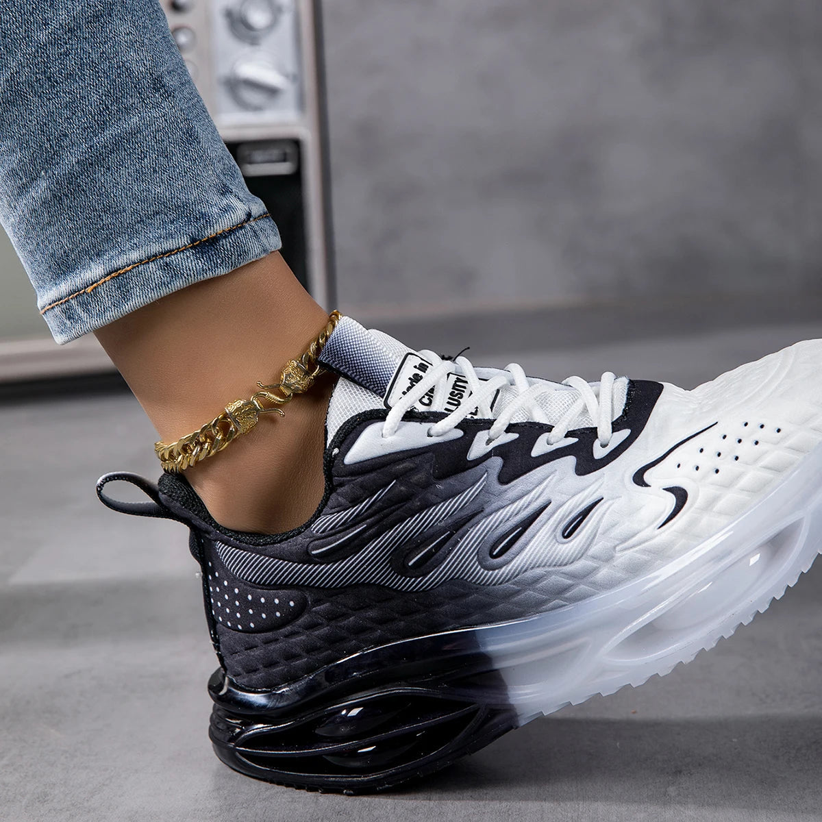 Lightweight Casual Tennis Sneakers Ohberri