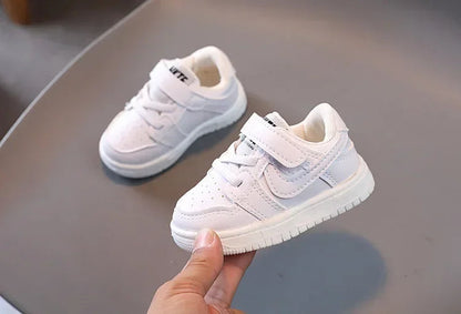 2025 New Toddler Baby Kids Fashion Design Walking Shoes Sneakers White Non-slip Casual Shoes Boys Breathable Outdoor Board Shoes Ohberri