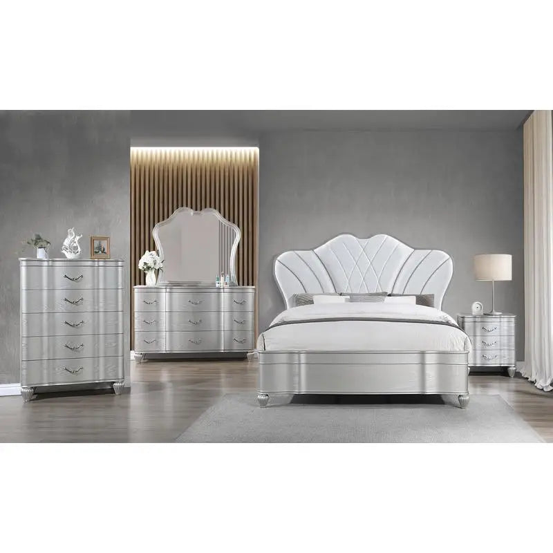 Queen Bedroom Set 5 Pc Traditional Style with Upholstered Button-Tufted Bed Made of Wood in Silver Finish - Ohberri