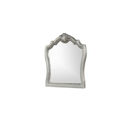 Traditional Style 4 Pc Queen Bedroom Set With Upholstered Crystal-Tufted bed Made with Wood in Silver - Ohberri