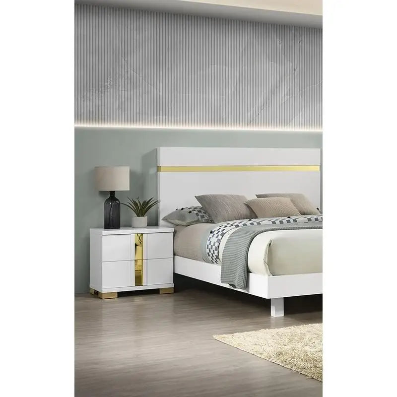 Modern 3-Piece Bedroom Set, Full Size Bed with LED, 2 Nightstands - Ohberri