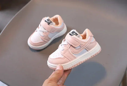 2025 New Toddler Baby Kids Fashion Design Walking Shoes Sneakers White Non-slip Casual Shoes Boys Breathable Outdoor Board Shoes Ohberri